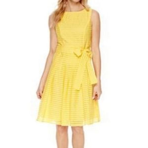 Liz Claiborne Yellow Dress Size 18 Pleated A-line